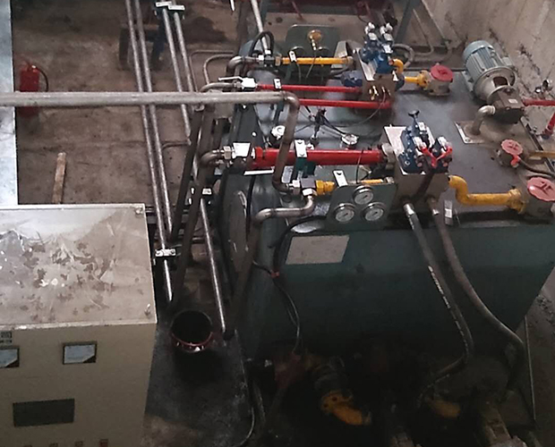 �����и�Һ��ϵ�y(t��ng)����